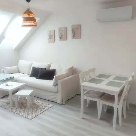 Apartmán Strážnice Apartamento *
